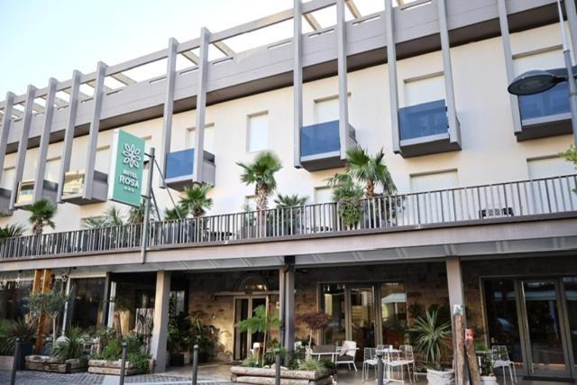 Rosa Hotel